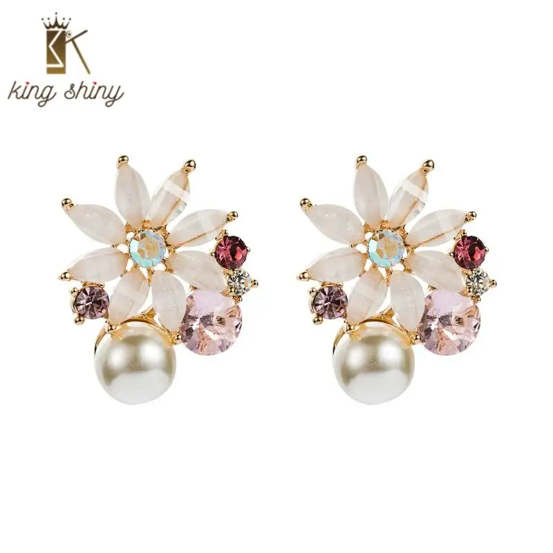Elegant Korean Crystal Flower Stud Earrings for Woman Vintage Simulated Pearl Ball Statement Earrings Girls PartyJewelry Brincos
Elegant Korean Crystal Flower Stud Earrings for Woman Vintage Simulated Pearl Ball Statement Earrings Girls PartyJewelry Brincos