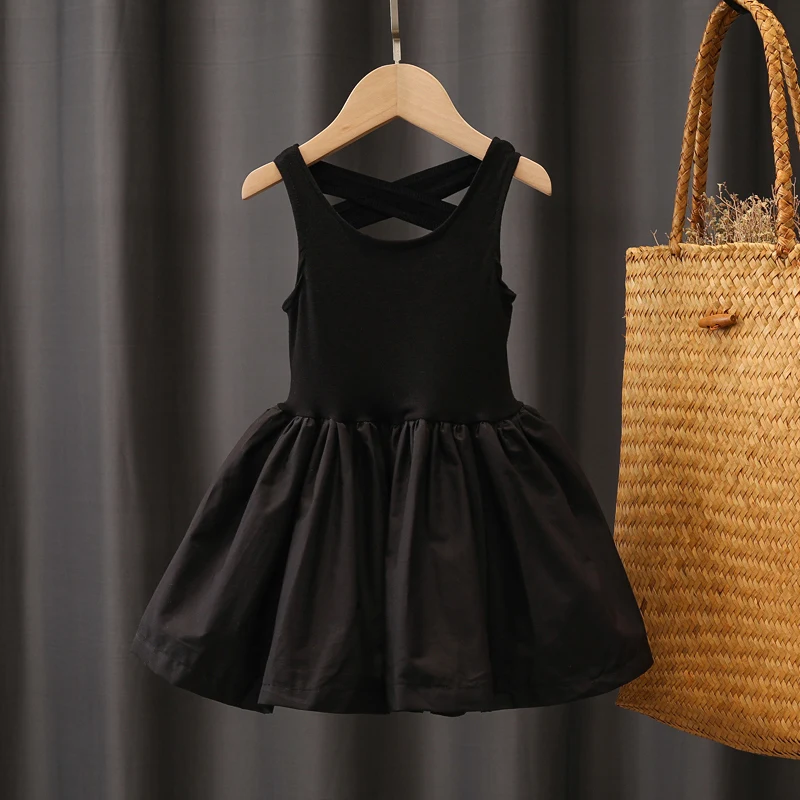 2021 Summer girl baby clothes kids black suspender dress baby 1 year birthday clothing princess party tutu dresses dance dress 
2021 Summer girl baby clothes kids black suspender dress baby 1 year birthday clothing princess party tutu dresses dance dress
