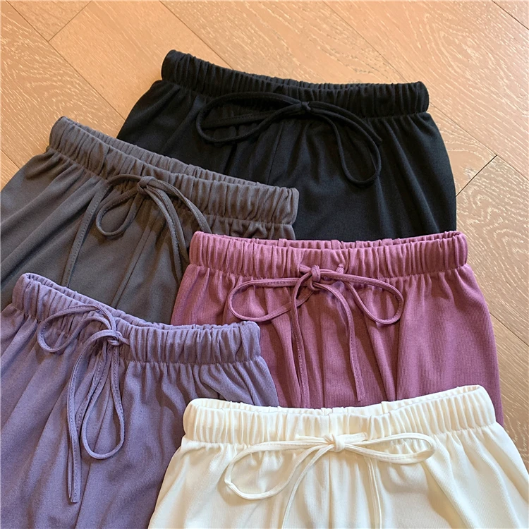 Thin Ice Silk Wide Leg Trousers for Women Spring/Summer 2021 New High Waist Loose Drooping Straight Mop Casual Pants Fashion
Thin Ice Silk Wide Leg Trousers for Women Spring/Summer 2021 New High Waist Loose Drooping Straight Mop Casual Pants Fashion