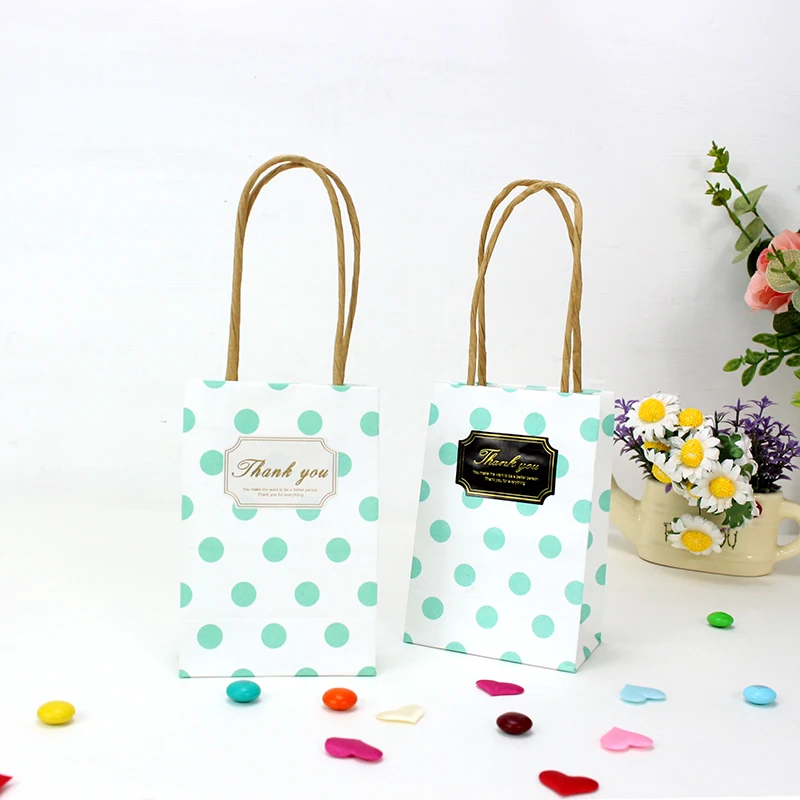 50pc Hot Small Gift Bag with Handles Baby Shower Souvenirs Gift Box Packaging Birthday Party Decorations Kids Christmas Gift Bag
50pc Hot Small Gift Bag with Handles Baby Shower Souvenirs Gift Box Packaging Birthday Party Decorations Kids Christmas Gift Bag