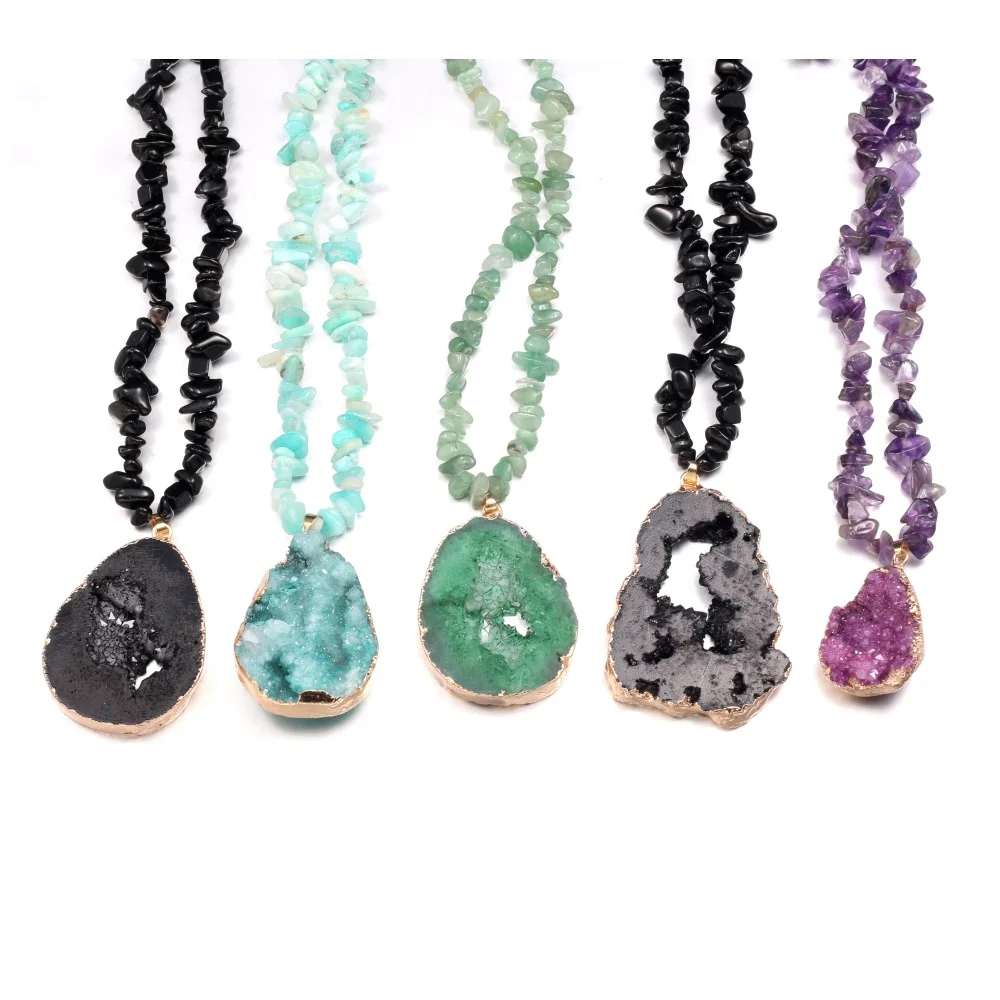 Irregular Agate Gilt Edge Pendant Necklace Fashion Amethyst Rose Quartz Gravel Necklace for Ms Charm Jewelry Gift Length 80cm
Irregular Agate Gilt Edge Pendant Necklace Fashion Amethyst Rose Quartz Gravel Necklace for Ms Charm Jewelry Gift Length 80cm