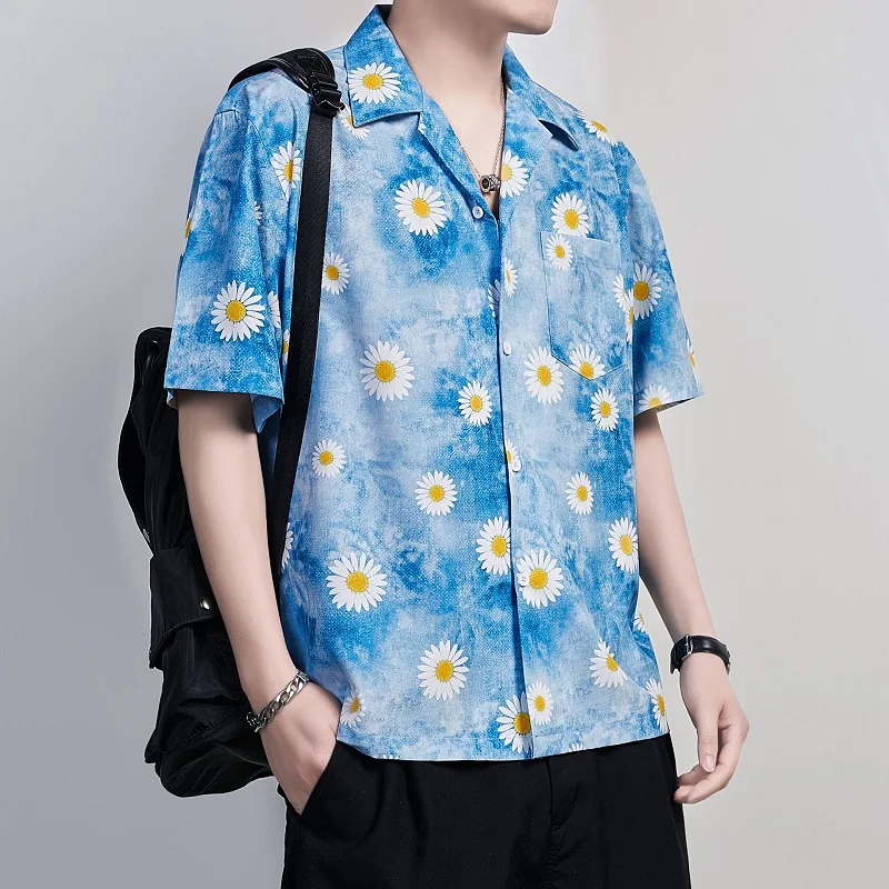 Men's summer new short sleeve shirt lapel fashion loose and thin money day fasten shirt casual flower shirt
Men's summer new short sleeve shirt lapel fashion loose and thin money day fasten shirt casual flower shirt