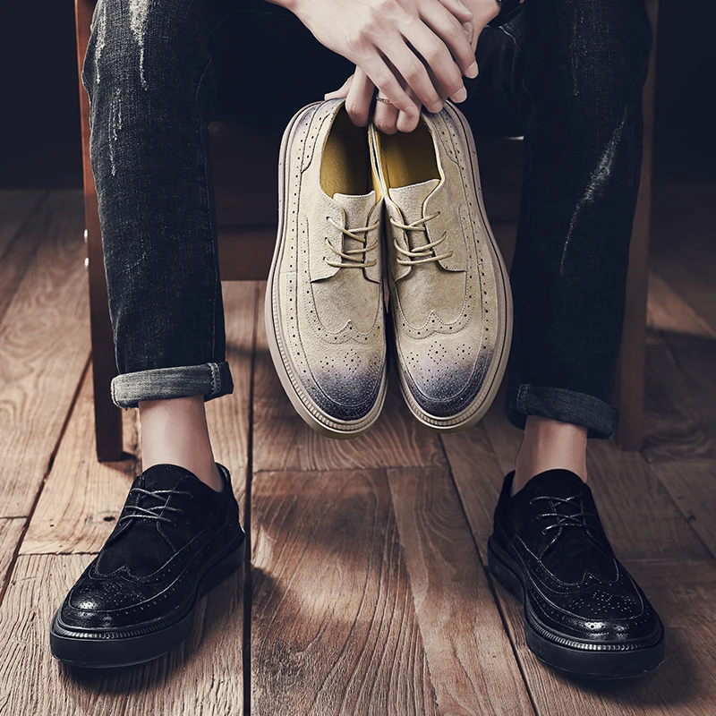 2021 Suede Leather Men's Casual Oxford Classic Fashion Brogue Shoes Men Business Office Outdoor Shoes Brand Slip On Flat Shoes
2021 Suede Leather Men's Casual Oxford Classic Fashion Brogue Shoes Men Business Office Outdoor Shoes Brand Slip On Flat Shoes