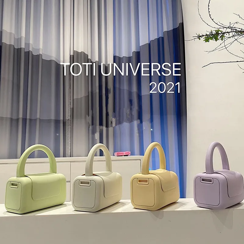 Niche Design Luxury Handbags Women Bags Designer New Original Portable Square Jelly Pures and Bags Fashion Solid Ladies Bag
Niche Design Luxury Handbags Women Bags Designer New Original Portable Square Jelly Pures and Bags Fashion Solid Ladies Bag