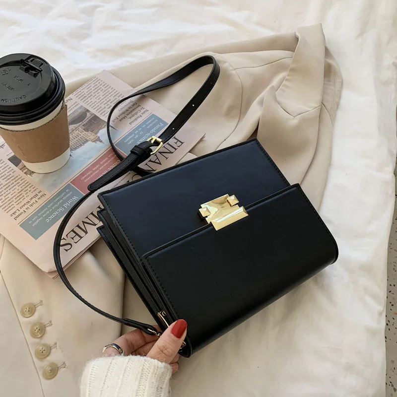 Retro All-match Solid Black Leather Small Square Bag 2021 New Women's Shoulder Messenger Handbag And Purse Bolsa Feminina
Retro All-match Solid Black Leather Small Square Bag 2021 New Women's Shoulder Messenger Handbag And Purse Bolsa Feminina