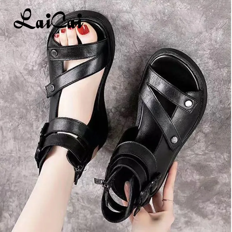 2021 New Fish Mouth Soft PU Leather and Cowhide Summer Roman Shoes Women's Sandals Flat Platform Heighten Shoe Wedges Sandals
2021 New Fish Mouth Soft PU Leather and Cowhide Summer Roman Shoes Women's Sandals Flat Platform Heighten Shoe Wedges Sandals