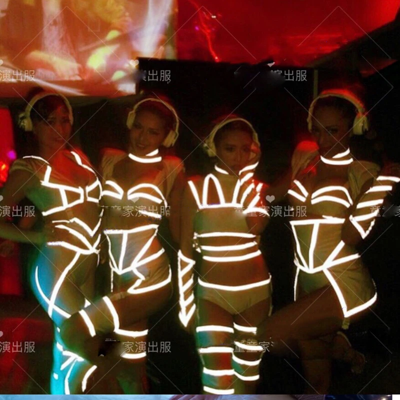 Ночной клуб ds рефлексивный костюм ночной клуб вечевечерние сценическое шоу сексуальные светящиеся бары ГОГО костюмы 
Ночной клуб ds рефлексивный костюм ночной клуб вечевечерние сценическое шоу сексуальные светящиеся бары ГОГО костюмы