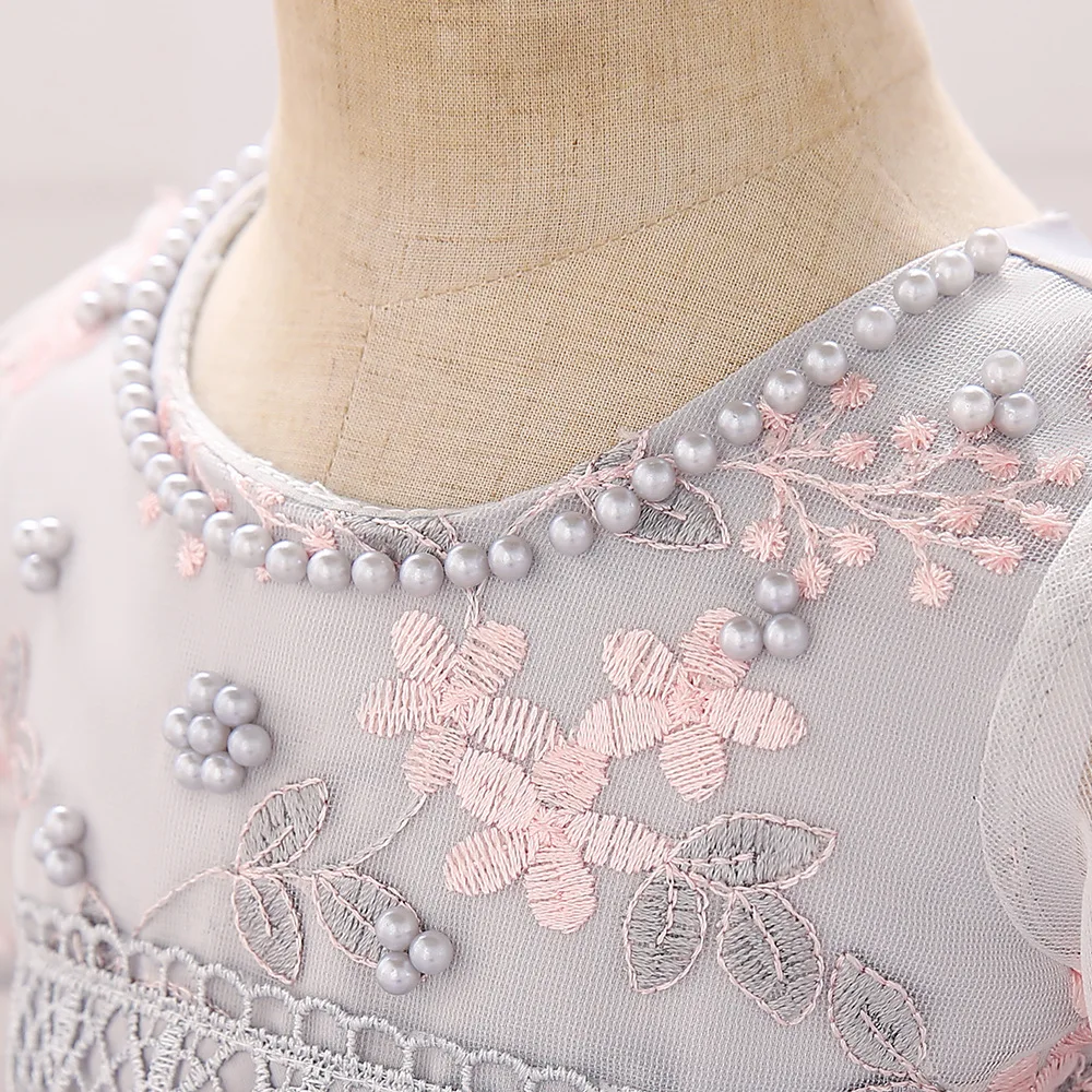 Baby dress baby girl's birthday party dress embroidered skirt flared sleeve princess skirt
Baby dress baby girl's birthday party dress embroidered skirt flared sleeve princess skirt