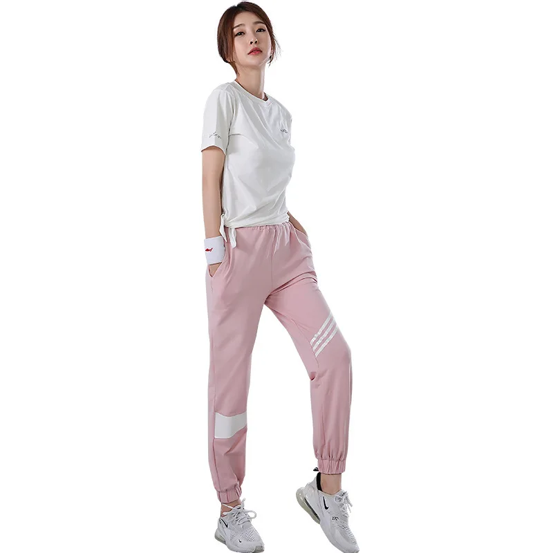 New yoga clothes women's suit bamboo cotton top solid color yoga pants two-piece quick-drying sports suit
New yoga clothes women's suit bamboo cotton top solid color yoga pants two-piece quick-drying sports suit
