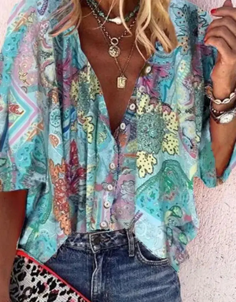 Shirts & Blouses
Shirts & Blouses