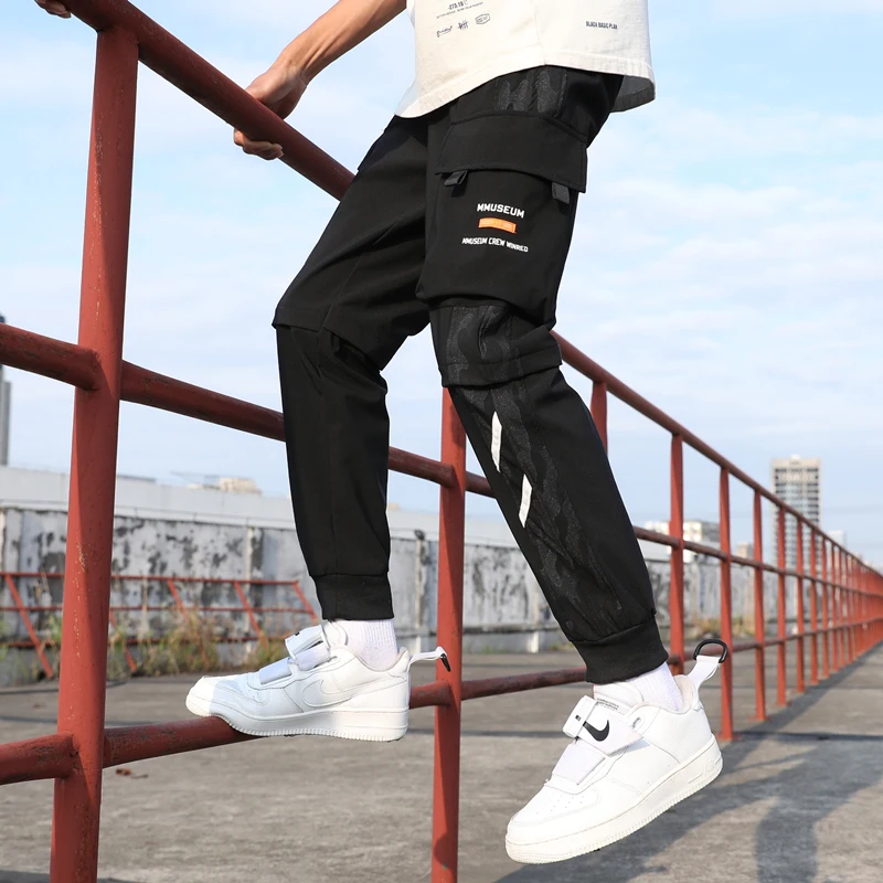 Мужские шаровары с боковыми карманами, новинка 2021, черные повседневные мужские штаны для бега в стиле хип-хоп, модные повседневные уличные ш... 
Мужские шаровары с боковыми карманами, новинка 2021, черные повседневные мужские штаны для бега в стиле хип-хоп, модные повседневные уличные ш...