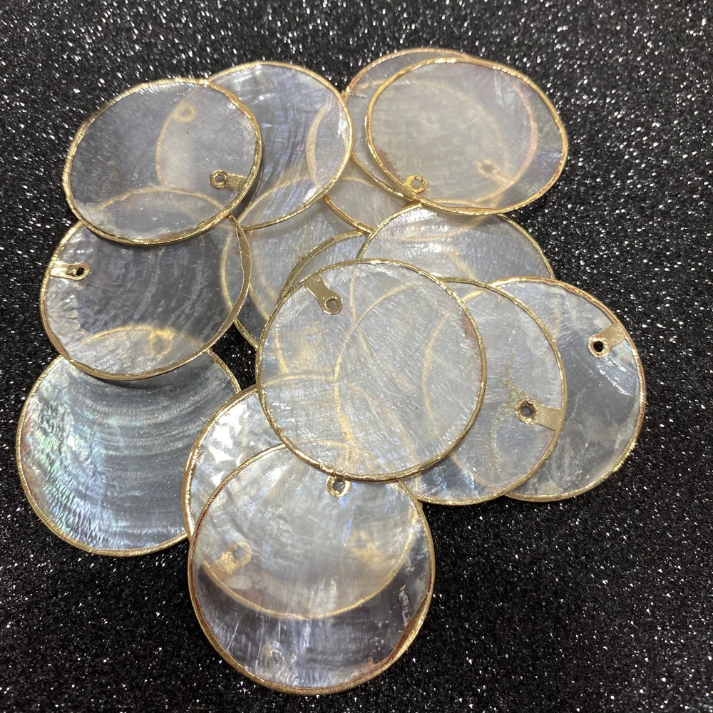 Exquisite 3PCS Natural Mirror Shell Necklace Pendants Disc Shape Shell Pendants For Jewelry Making DIY Necklace Size 30x30mm
Exquisite 3PCS Natural Mirror Shell Necklace Pendants Disc Shape Shell Pendants For Jewelry Making DIY Necklace Size 30x30mm