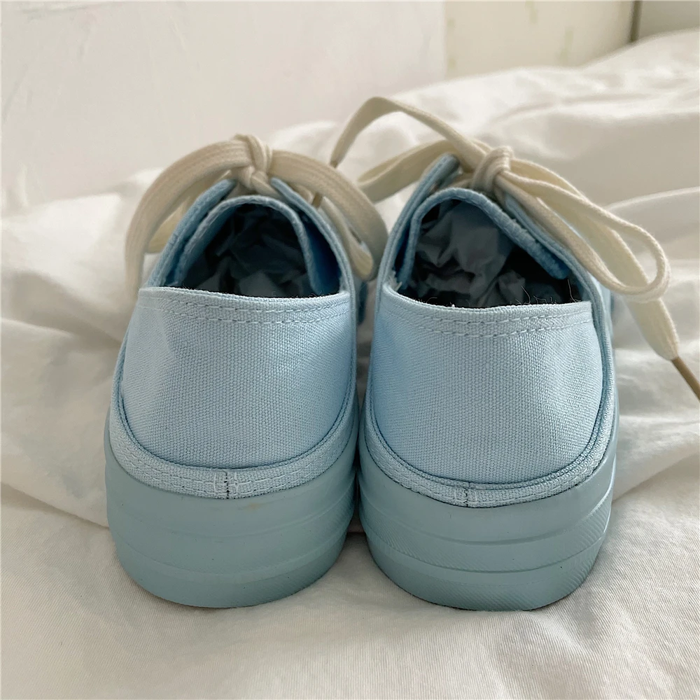 Maggie's Walker Women Fashion low-top Casual Shoes Lacing Canvas Casual Shoes Spring Candy-colored Platform Shoes Size 35~40
Maggie's Walker Women Fashion low-top Casual Shoes Lacing Canvas Casual Shoes Spring Candy-colored Platform Shoes Size 35~40