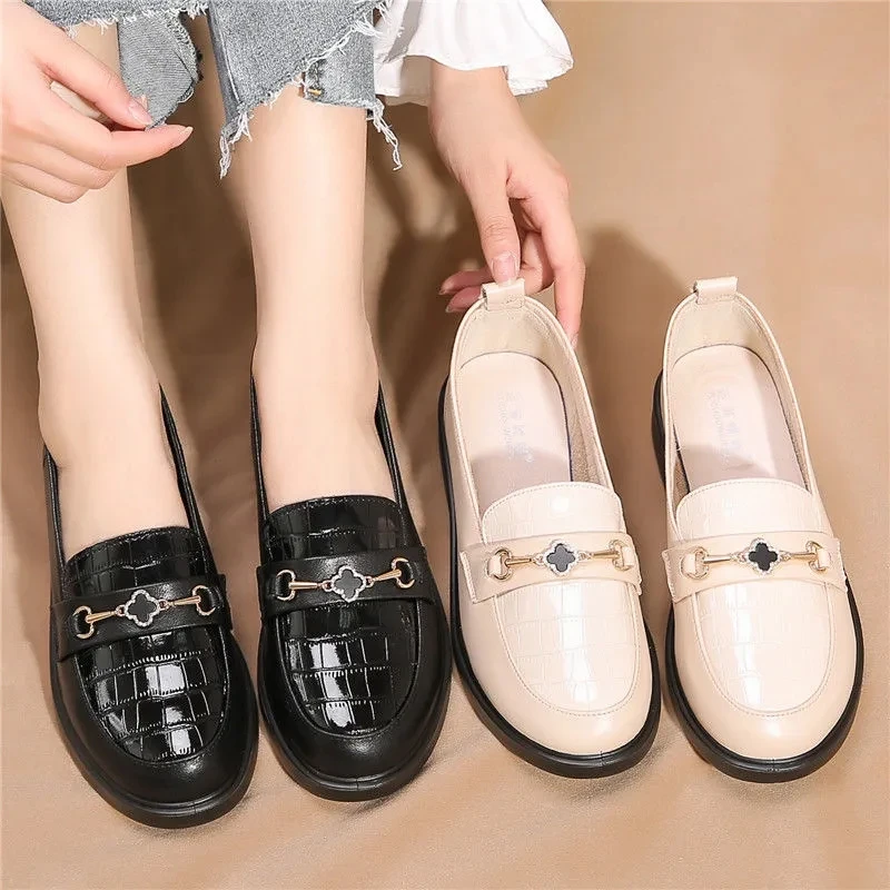 Black Casual Woman Sneaker Shoe High Quality Female Mom Leather Work Flats Waterproof Spring Ladies Shoes
Black Casual Woman Sneaker Shoe High Quality Female Mom Leather Work Flats Waterproof Spring Ladies Shoes