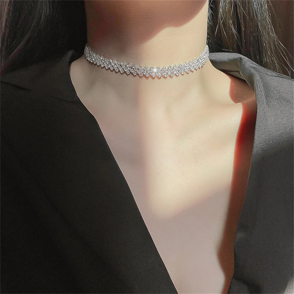 Korean Style Geometry Crystal Choker for Women Luxury Adjustable Metal AAA Cubic Zirconia Flower Pendant Necklace Fine Jewelry
Korean Style Geometry Crystal Choker for Women Luxury Adjustable Metal AAA Cubic Zirconia Flower Pendant Necklace Fine Jewelry