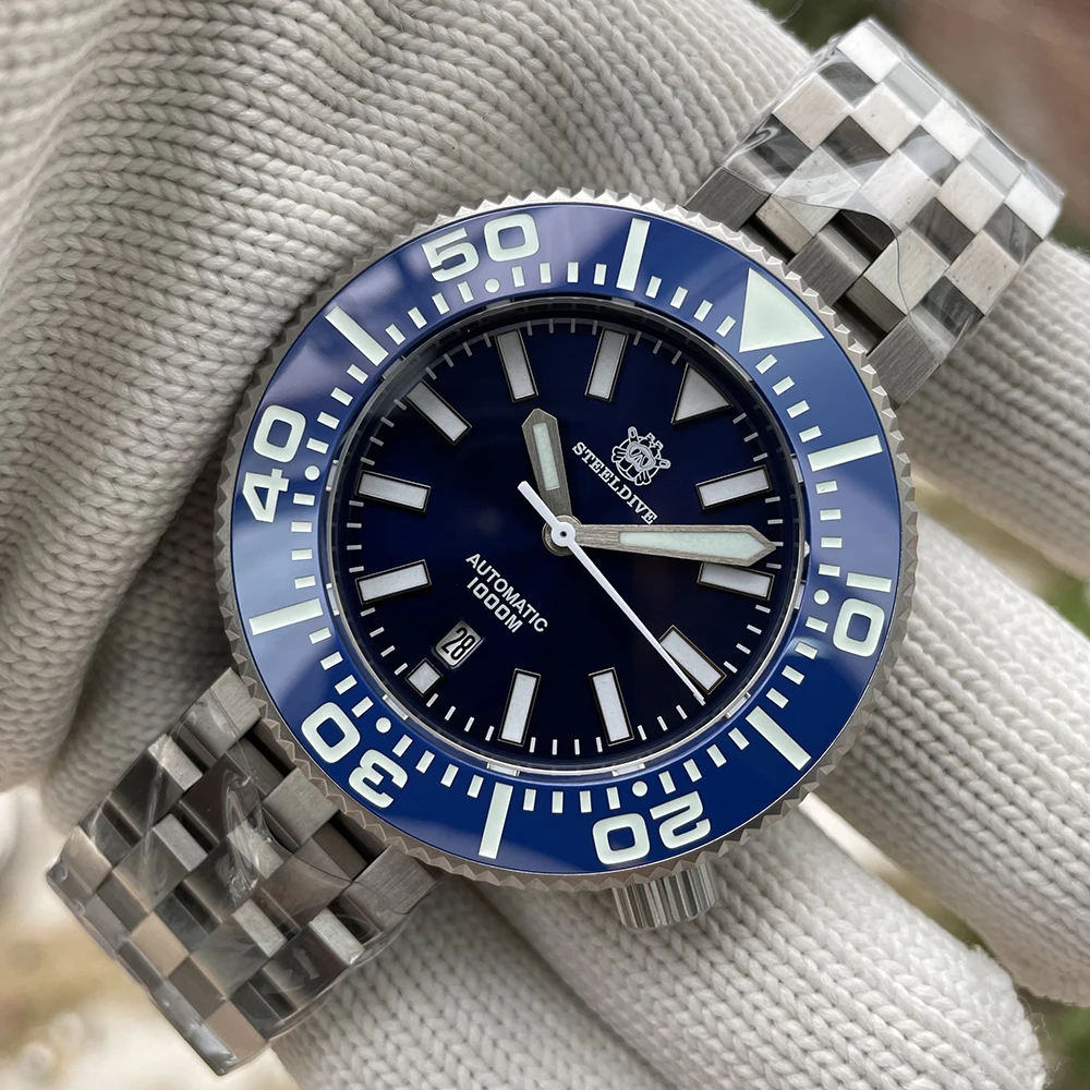 STEELDIVE Popular Styles Puck Luxury Dive Watch 100Bar Waterproof SD1976P Double Sapphire Watch Mirror Mechanical Watch For Men
STEELDIVE Popular Styles Puck Luxury Dive Watch 100Bar Waterproof SD1976P Double Sapphire Watch Mirror Mechanical Watch For Men