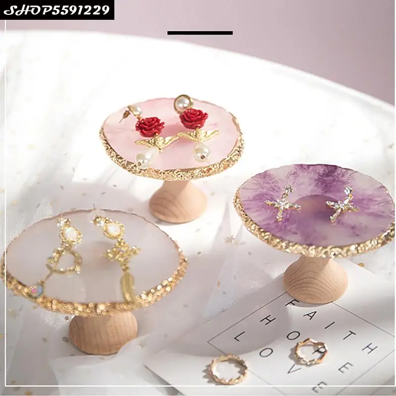 Creative Agate Storage Tray Beech Wood Jewelry Cosmetic Display Stand Home Tall Dessert Snack Cake Storage Tray Home Decoration
Creative Agate Storage Tray Beech Wood Jewelry Cosmetic Display Stand Home Tall Dessert Snack Cake Storage Tray Home Decoration