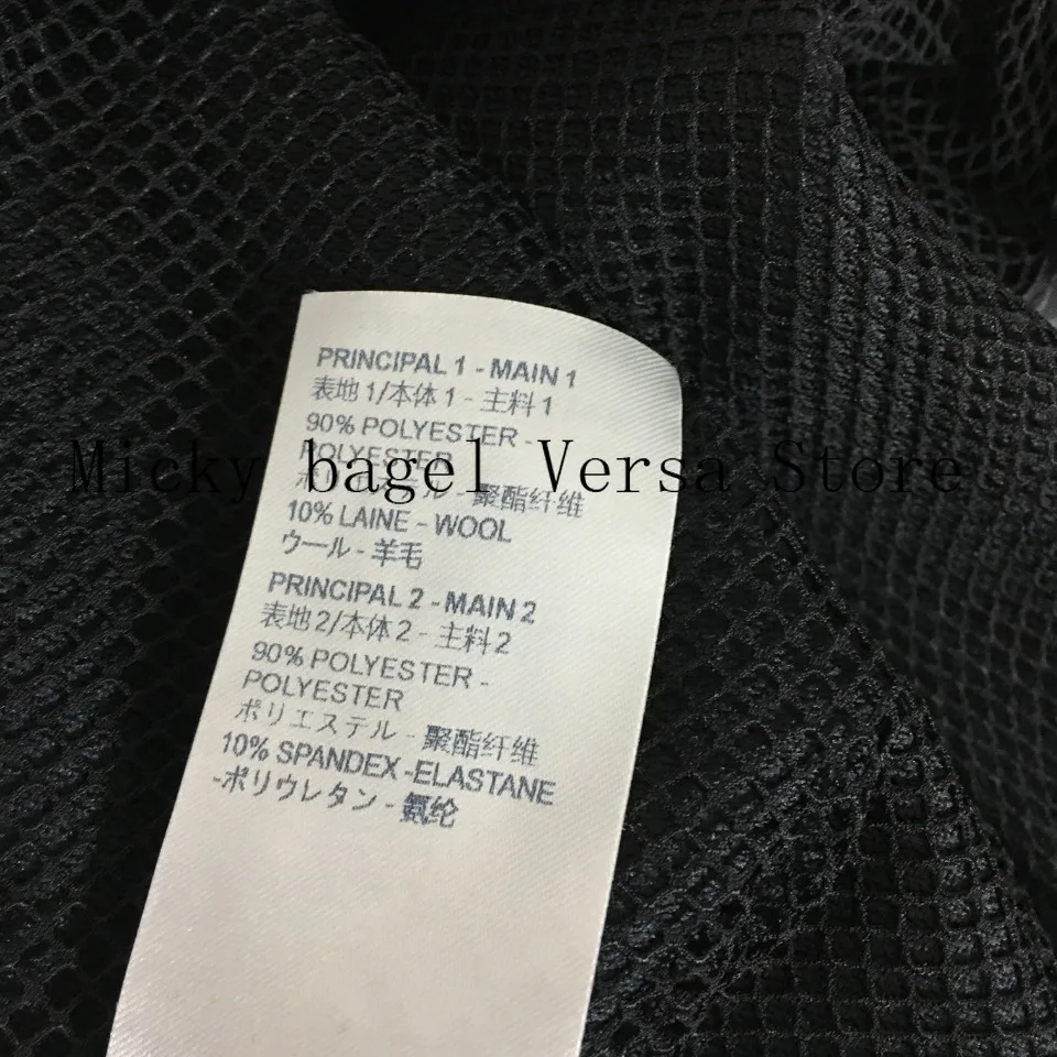 2021 luxury design high end perspective mesh splicing fashion women's short coat temperament Lapel slim long sleeve suit top
2021 luxury design high end perspective mesh splicing fashion women's short coat temperament Lapel slim long sleeve suit top