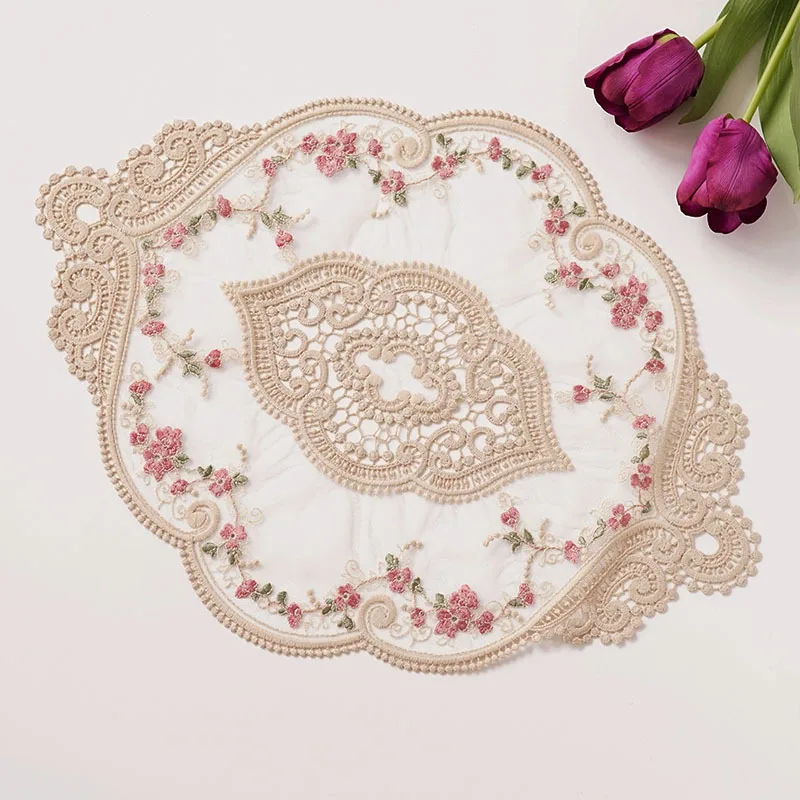 Dining Table Embroidery Craft Placemat European Style Lace Fabric Insulation Plate Mat Anti-scald Coaster Tableware
Dining Table Embroidery Craft Placemat European Style Lace Fabric Insulation Plate Mat Anti-scald Coaster Tableware