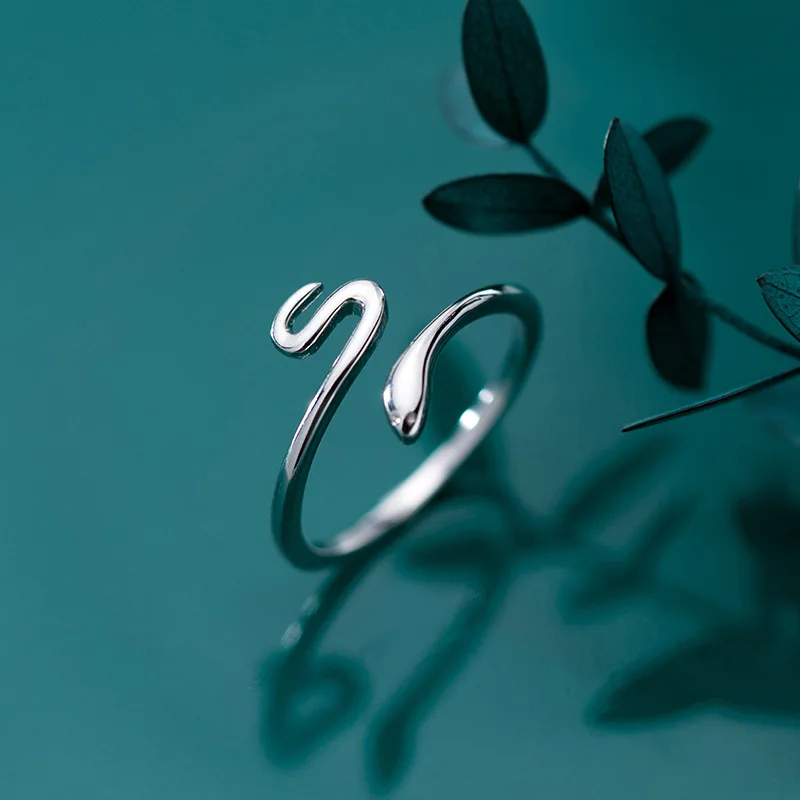 Fashion Authentic 100% Snake Adjustable Rings Lovely Finger Women Party Cocktail Jewelry Gift
Fashion Authentic 100% Snake Adjustable Rings Lovely Finger Women Party Cocktail Jewelry Gift