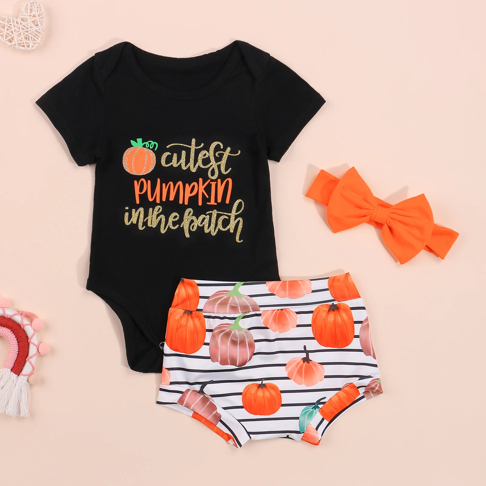 Baby Girls Clothes Letter Print Short Sleeve O-neck Romper Tops+Pumpkin Print Shorts+Bow Headband 3Pcs Cotton Halloween Set
Baby Girls Clothes Letter Print Short Sleeve O-neck Romper Tops+Pumpkin Print Shorts+Bow Headband 3Pcs Cotton Halloween Set