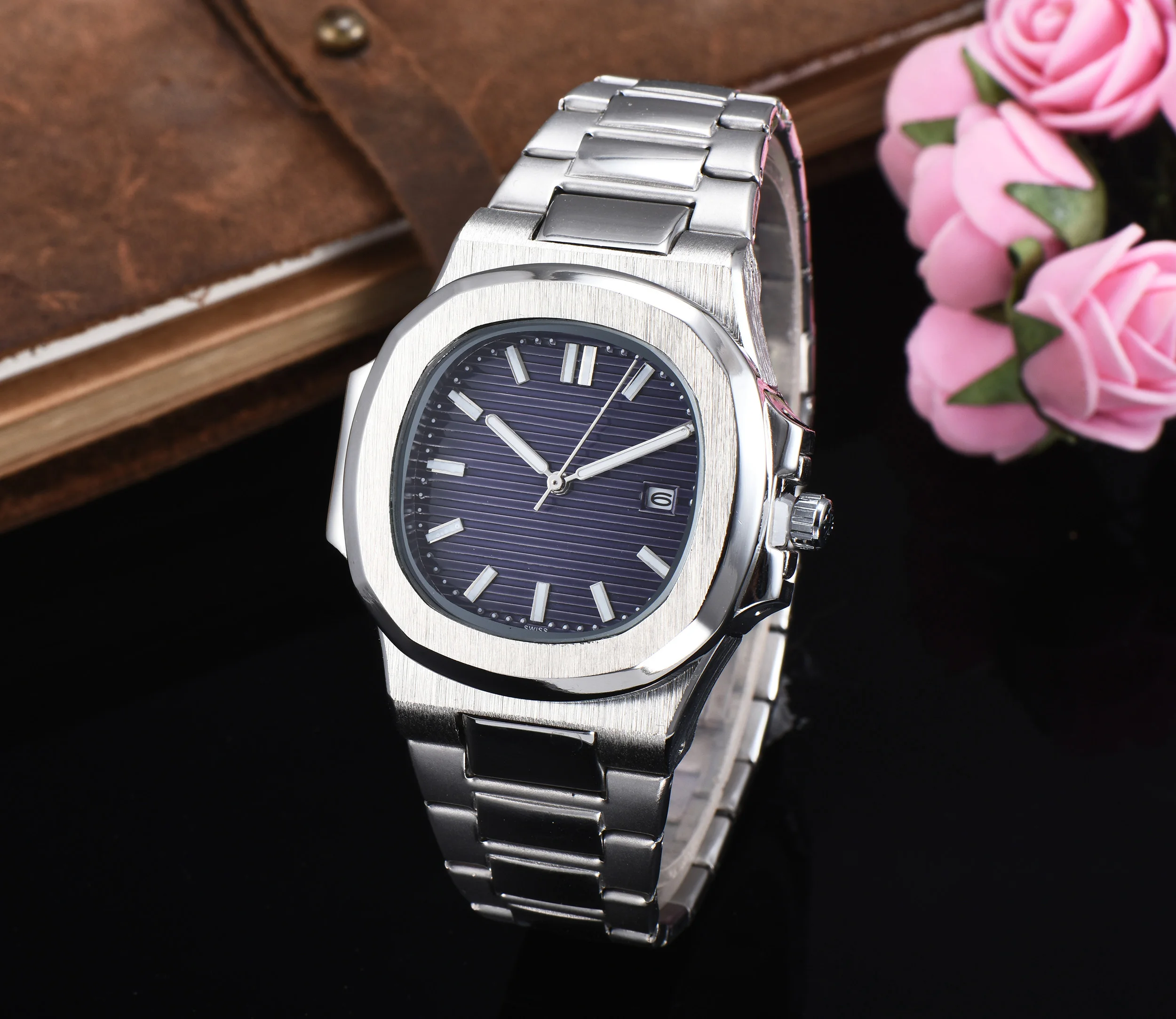 2021 new men's fashion personalized business men's Quartz wristwatch small needle full function wristwatch waterproof watch
2021 new men's fashion personalized business men's Quartz wristwatch small needle full function wristwatch waterproof watch