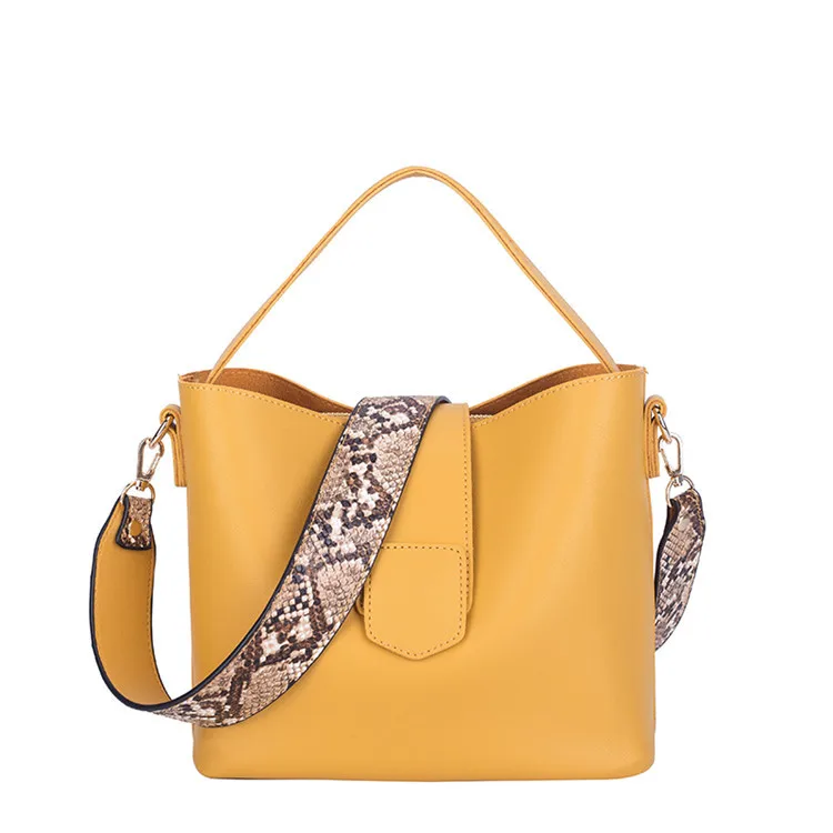 Women Bag Fashion Shoulder Bag Handbags Solid Color Bucket Bag Large Capacity Tote PU Leather Casual Female Crossbody Bags
Women Bag Fashion Shoulder Bag Handbags Solid Color Bucket Bag Large Capacity Tote PU Leather Casual Female Crossbody Bags