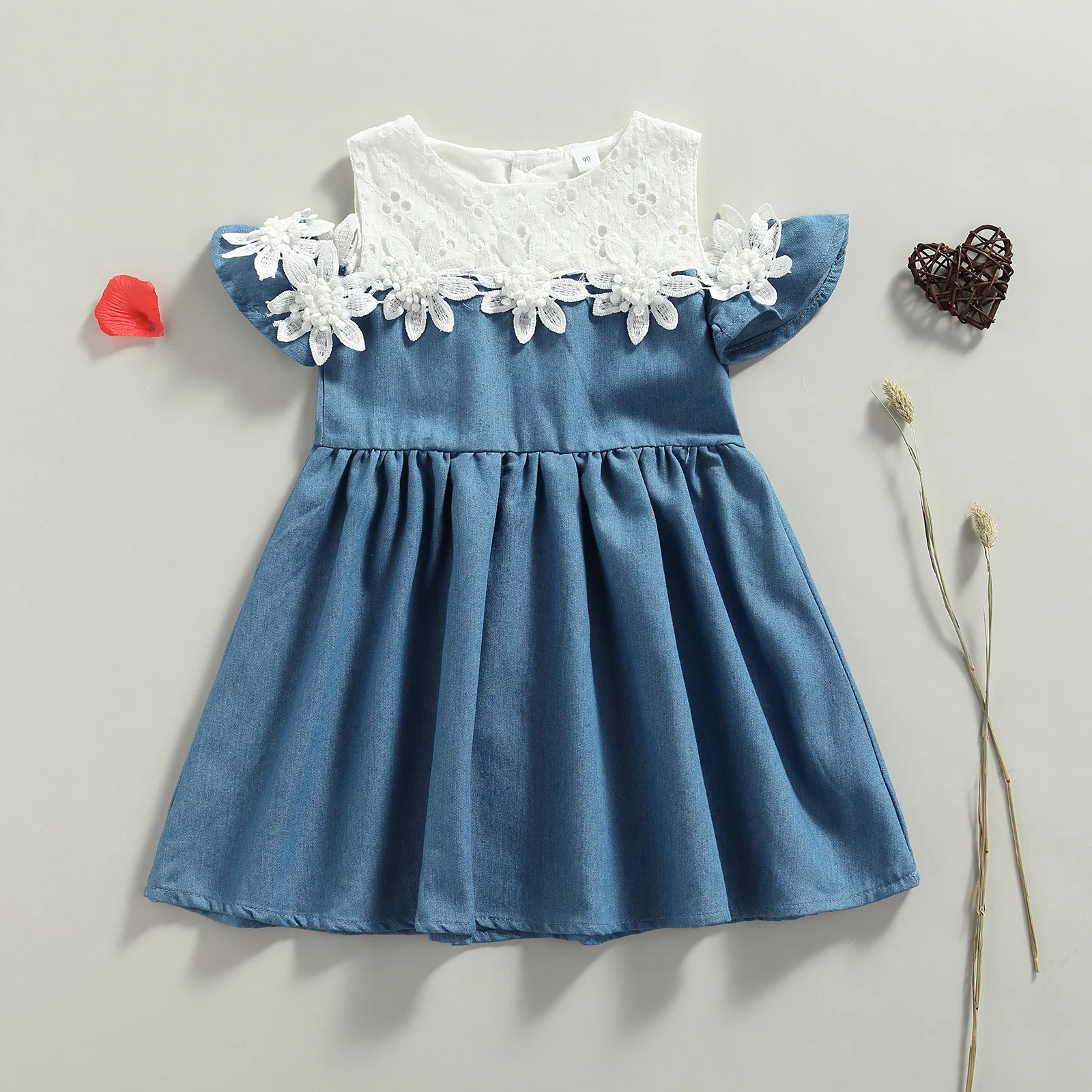Summer Kids Sweet Dress Flower Lace Splicing O-Neck Off-Shoulder Short Sleeve Casual Dress for Girls 2-9 Years
Summer Kids Sweet Dress Flower Lace Splicing O-Neck Off-Shoulder Short Sleeve Casual Dress for Girls 2-9 Years