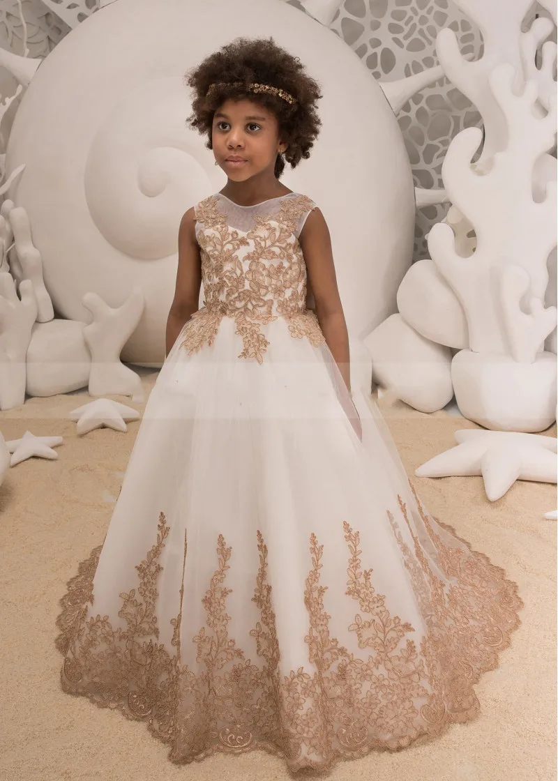 Princess Champagne Lace Applique Flower Girl Dress Corset Back With Bow Kid A Line First Communion Dress Birthday Gown
Princess Champagne Lace Applique Flower Girl Dress Corset Back With Bow Kid A Line First Communion Dress Birthday Gown