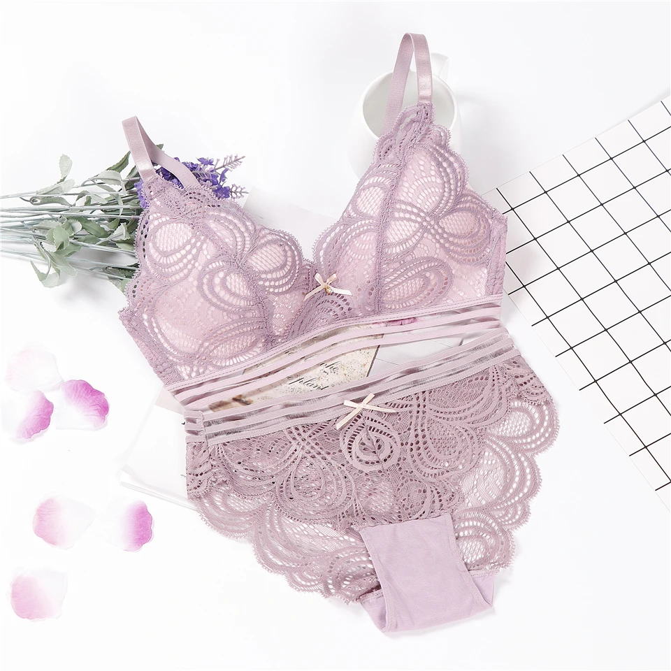 Lingerie Sexy Bra Set 3/4 Cup Wireless Transparent Panties Underwear Women Set Ropa Interior Intimates
Lingerie Sexy Bra Set 3/4 Cup Wireless Transparent Panties Underwear Women Set Ropa Interior Intimates