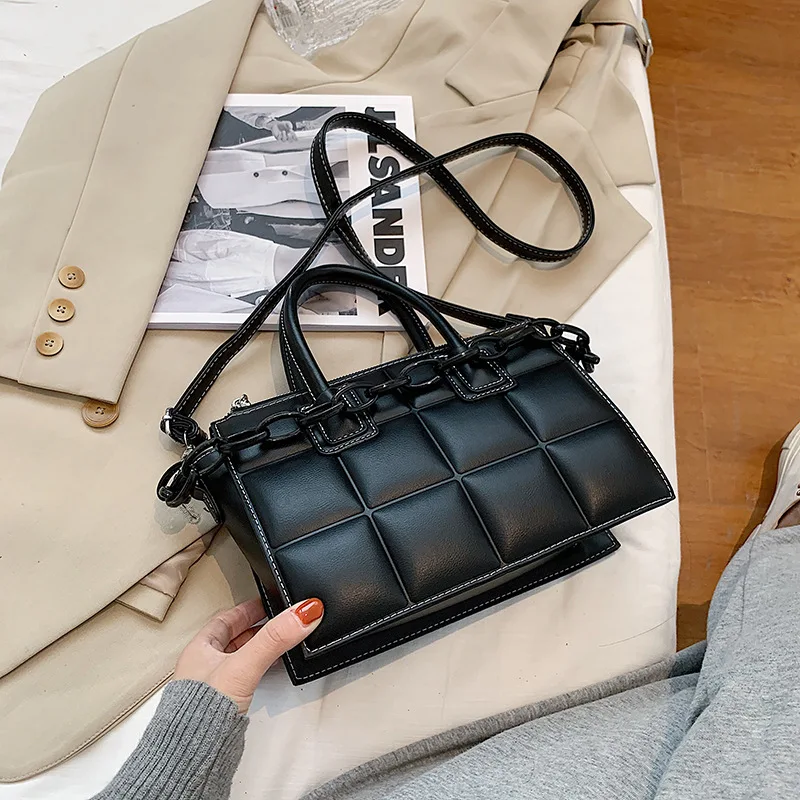 Messenger Bag Elegant Female Plaid Tote Bag 2021 Fashion New High Quality PU Leather Women Designer Handbag Vintage Shoulder
Messenger Bag Elegant Female Plaid Tote Bag 2021 Fashion New High Quality PU Leather Women Designer Handbag Vintage Shoulder