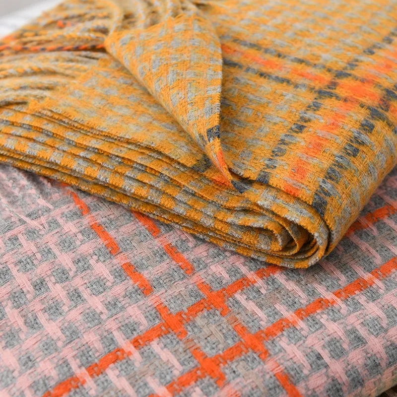 New Winter Imitation Cashmere Scarves For Women Designer Houndstooth Plaid Warm Scarf Classic Shawl Neck Bandana Cold Protection
New Winter Imitation Cashmere Scarves For Women Designer Houndstooth Plaid Warm Scarf Classic Shawl Neck Bandana Cold Protection