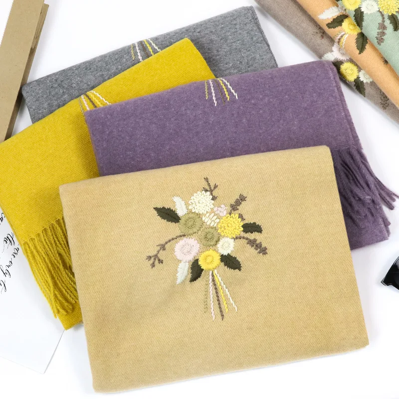 Осенне-зимний высококачественный кашемировый шарф с вышивкой и небольшими маргаритками с начесом, шаль, плотный Слюнявчик с вышивкой и кис...
Осенне-зимний высококачественный кашемировый шарф с вышивкой и небольшими маргаритками с начесом, шаль, плотный Слюнявчик с вышивкой и кис...