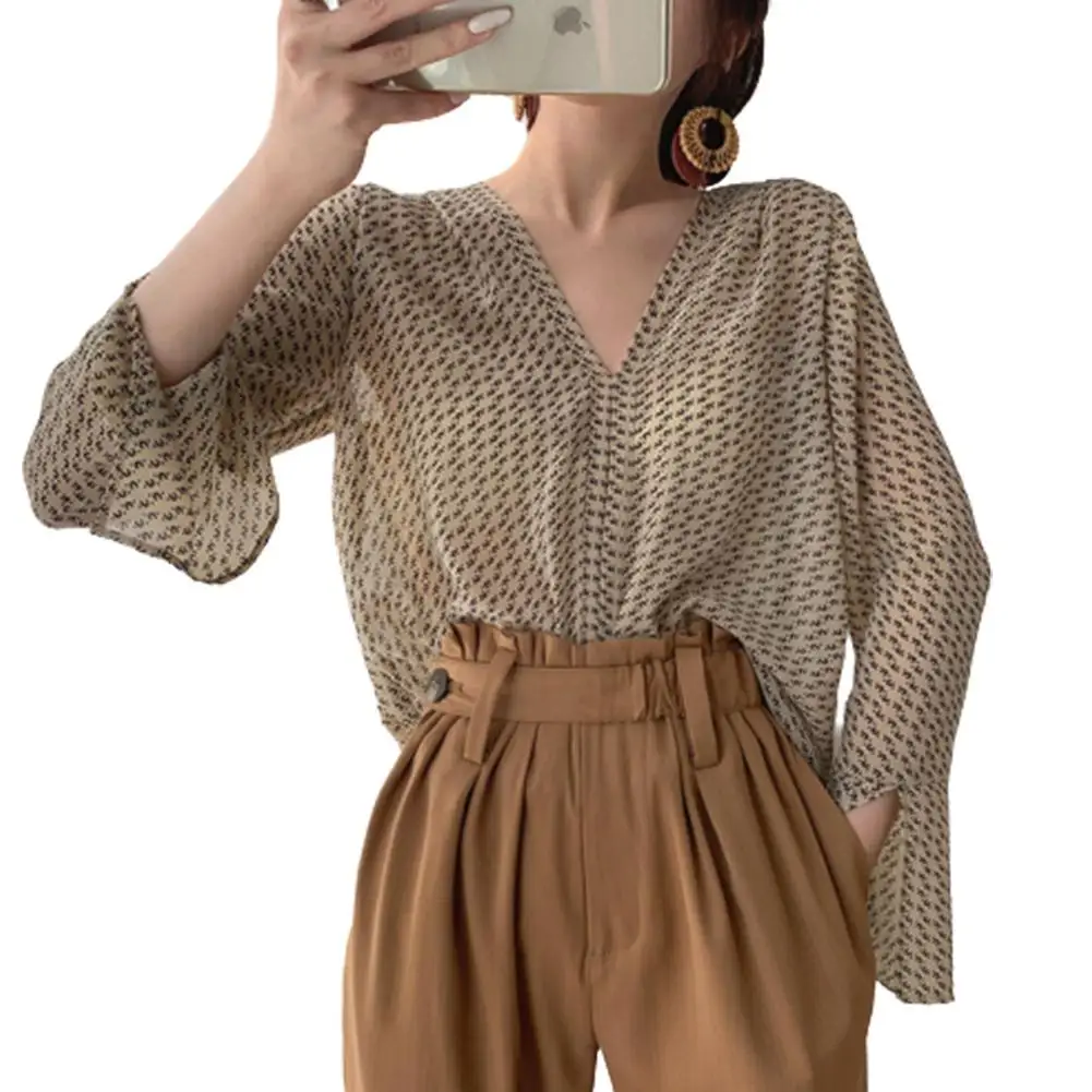 MISSKY Women Shirt Summer Slit Long Sleeve Printing V Collar Chiffon Shirt Blouse Clothes Female Tops New
MISSKY Women Shirt Summer Slit Long Sleeve Printing V Collar Chiffon Shirt Blouse Clothes Female Tops New