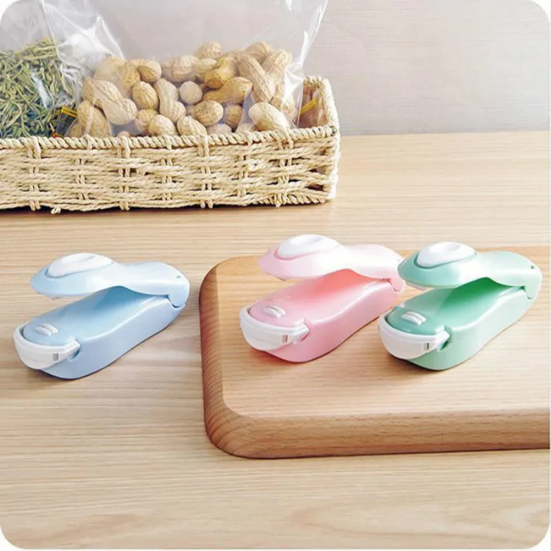 Portable Mini Sealing Household Machine Heat Sealer Plastic Package Storage Bag Handy Food Snack Kitchen Accessories Dropshiping
Portable Mini Sealing Household Machine Heat Sealer Plastic Package Storage Bag Handy Food Snack Kitchen Accessories Dropshiping