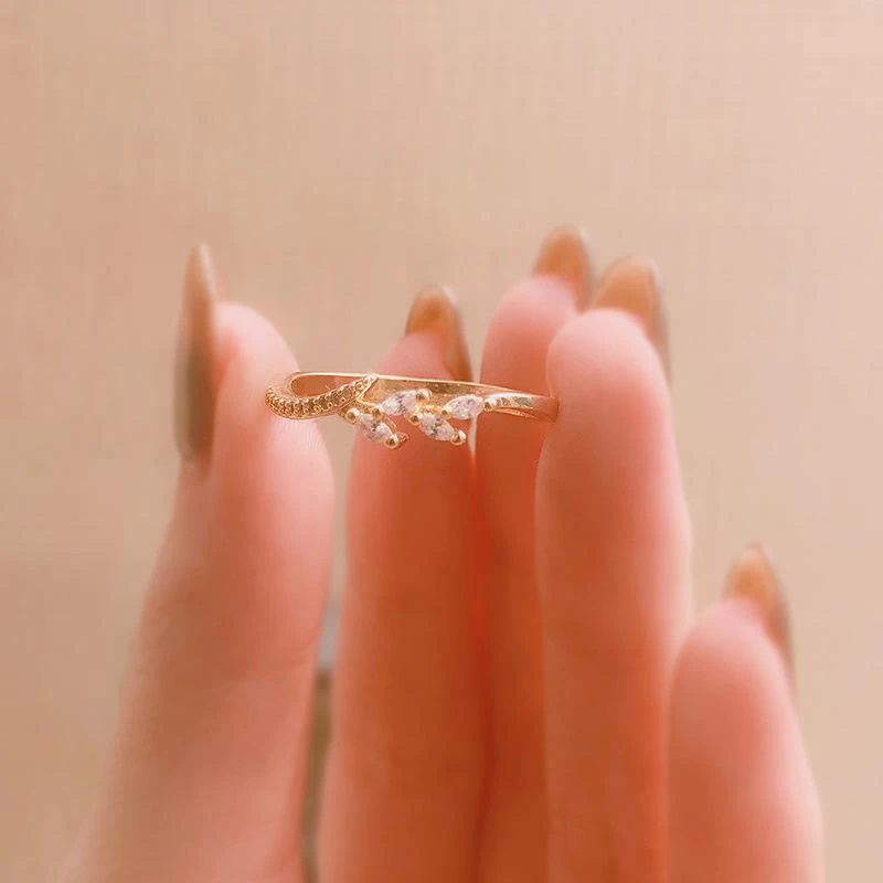 Fashion Flowers Ring Plating Rose Gold Silver Color Micro Cubic Zirconia Tail Wedding Bands Women's Accessories Jewelry Gift
Fashion Flowers Ring Plating Rose Gold Silver Color Micro Cubic Zirconia Tail Wedding Bands Women's Accessories Jewelry Gift
