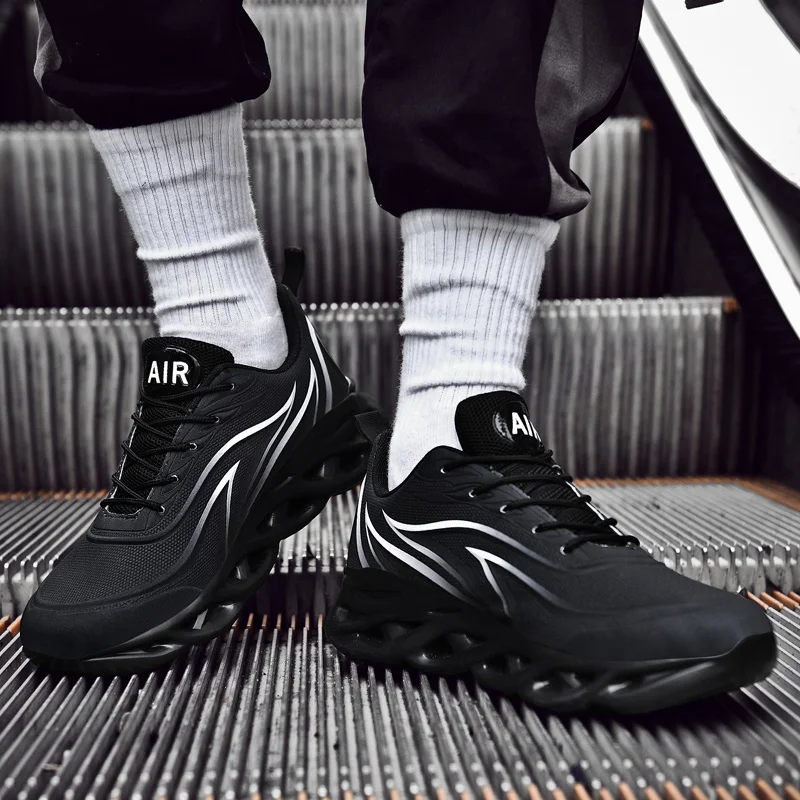 New Men's Casual Sneakers Red Lightweight Men Blade Shoes Breathable Cheap Shoes Outdoor Trainers Sneakers Zapatillas Hombre 
New Men's Casual Sneakers Red Lightweight Men Blade Shoes Breathable Cheap Shoes Outdoor Trainers Sneakers Zapatillas Hombre