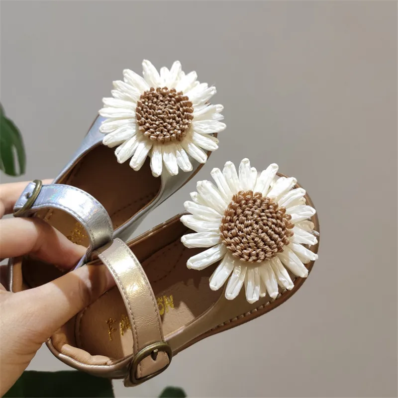 Girls Shoes 2020 Autumn New Children's Shallow Mouth Non-slip Single Shoes Soft Bottom Toddler Baby Shoes
Girls Shoes 2020 Autumn New Children's Shallow Mouth Non-slip Single Shoes Soft Bottom Toddler Baby Shoes