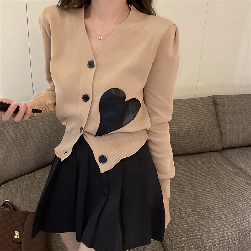 Korean Style Women's Clothing 2021 Early Autumn New French Style V-neck Slim-Fit Short Long Sleeve Waist-Tight Kio
Korean Style Women's Clothing 2021 Early Autumn New French Style V-neck Slim-Fit Short Long Sleeve Waist-Tight Kio