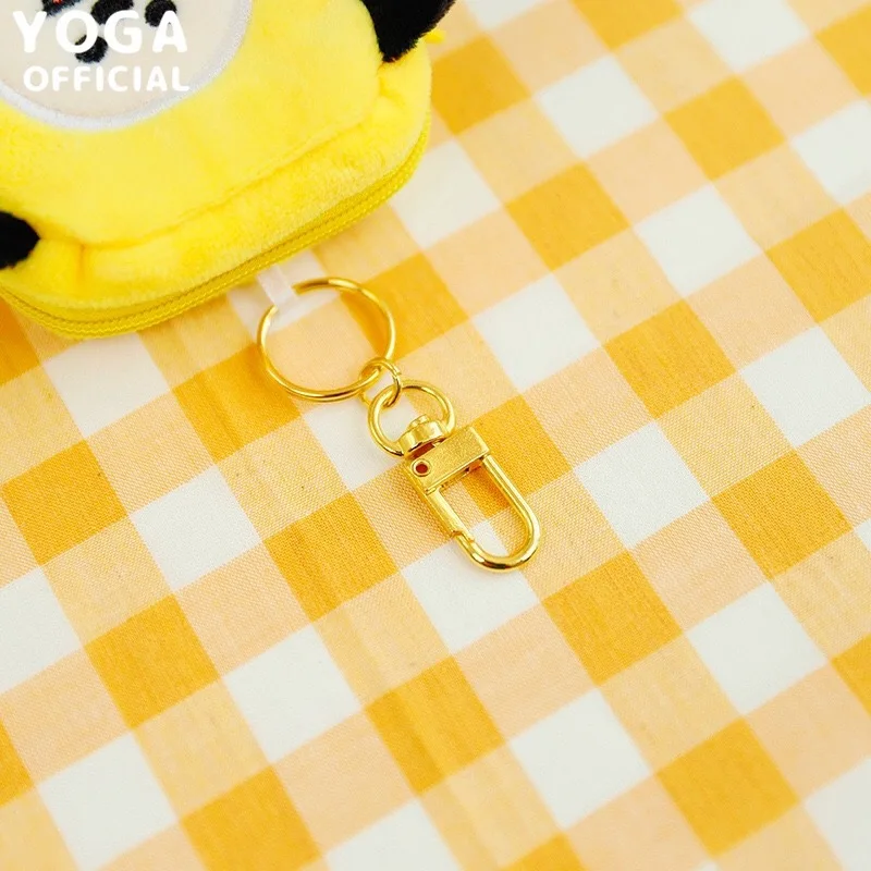 JCBTSH Baby series Popular cute trend small animal series plush headphones air pods bag change storage hanging bag gift
JCBTSH Baby series Popular cute trend small animal series plush headphones air pods bag change storage hanging bag gift