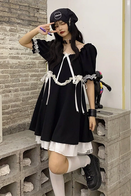 Gothic Lolita Dress Harajuku Fashion Cross Cosplay Female Dress Japanese Soft Sister Style Star Tulle Dress Cute Girl Streetwear
Gothic Lolita Dress Harajuku Fashion Cross Cosplay Female Dress Japanese Soft Sister Style Star Tulle Dress Cute Girl Streetwear