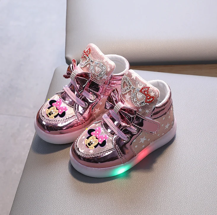 Disney Minnie Mouse Children Glowing Shoes Kids LED Sneakers With Light Girls Casual Baby Cute Girls Shoes
Disney Minnie Mouse Children Glowing Shoes Kids LED Sneakers With Light Girls Casual Baby Cute Girls Shoes