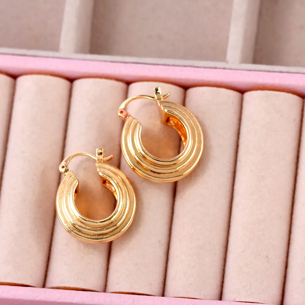 JUST FEEL Korean Fashion Brass Gold Twist Hoop Earrings for Women Threads Textured Beads Geometric Earrings Party Jewelry Gift
JUST FEEL Korean Fashion Brass Gold Twist Hoop Earrings for Women Threads Textured Beads Geometric Earrings Party Jewelry Gift