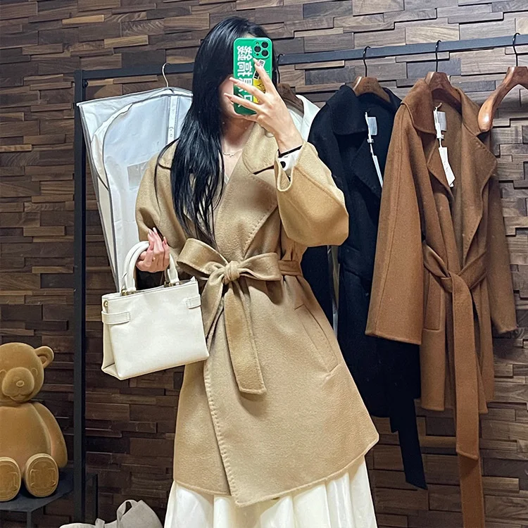 Женское двухстороннее кашемировое пальто M family, Короткое шерстяное пальто с волнистым узором, Осень-зима 2021
Женское двухстороннее кашемировое пальто M family, Короткое шерстяное пальто с волнистым узором, Осень-зима 2021