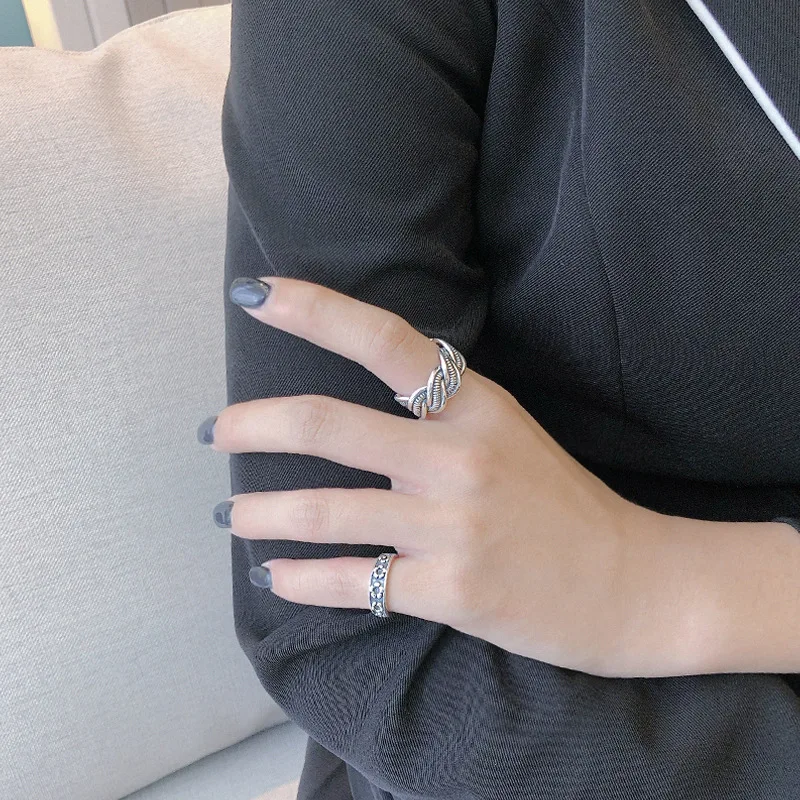 YPAY 100% Authentic 925 Sterling Silver Open Rings for Women Korea Vintage Coarse Twist Weaving Adjustable Ring Jewelry YMR1005
YPAY 100% Authentic 925 Sterling Silver Open Rings for Women Korea Vintage Coarse Twist Weaving Adjustable Ring Jewelry YMR1005