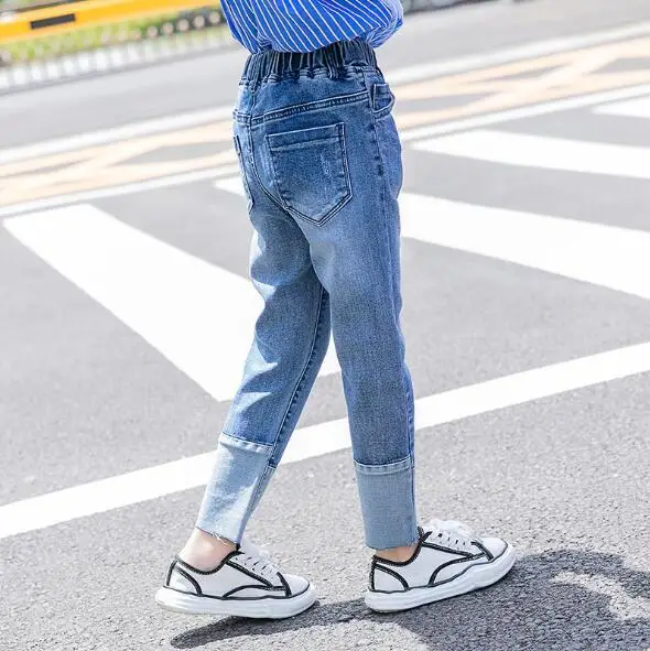 Cultiseed Girls Denim Jeans Pant Trousers Big Children Girls Autumn Elastic Waist Pencil Pants Kids Fashion Casual Trousers 
Cultiseed Girls Denim Jeans Pant Trousers Big Children Girls Autumn Elastic Waist Pencil Pants Kids Fashion Casual Trousers