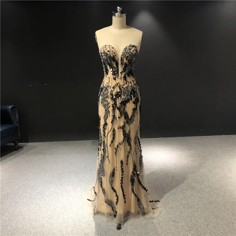 2021 Новые Высокое качество заказной секси сексуальное нижнее белье с глубоким v-образным вырезом тяжелый с отделкой бисером без рукавов Murmaid ...
2021 Новые Высокое качество заказной секси сексуальное нижнее белье с глубоким v-образным вырезом тяжелый с отделкой бисером без рукавов Murmaid ...