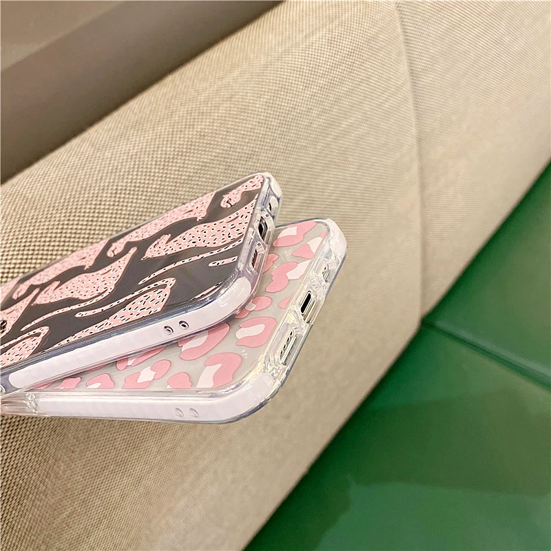 Fashion Sexy Leopard Prain Clear Phone Case For iPhone 12Pro MAX 11Pro XS MAX XR X 7 8Plus Cute Pink Leopard Printed Soft Cover
Fashion Sexy Leopard Prain Clear Phone Case For iPhone 12Pro MAX 11Pro XS MAX XR X 7 8Plus Cute Pink Leopard Printed Soft Cover