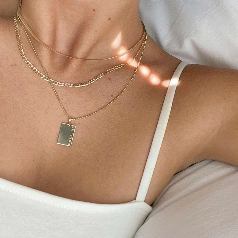 2021 New Stylish Hiphop Personal Engraved Letter Message Square Pendant Necklace Beads Chain Stainless Steel Gold Necklace
2021 New Stylish Hiphop Personal Engraved Letter Message Square Pendant Necklace Beads Chain Stainless Steel Gold Necklace