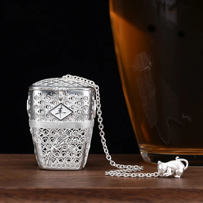 Ag999 Sterling Silver Tea Mesh Infuser Sphere Strainer Tea Filter Locking Spice Kitchen Tools
Ag999 Sterling Silver Tea Mesh Infuser Sphere Strainer Tea Filter Locking Spice Kitchen Tools